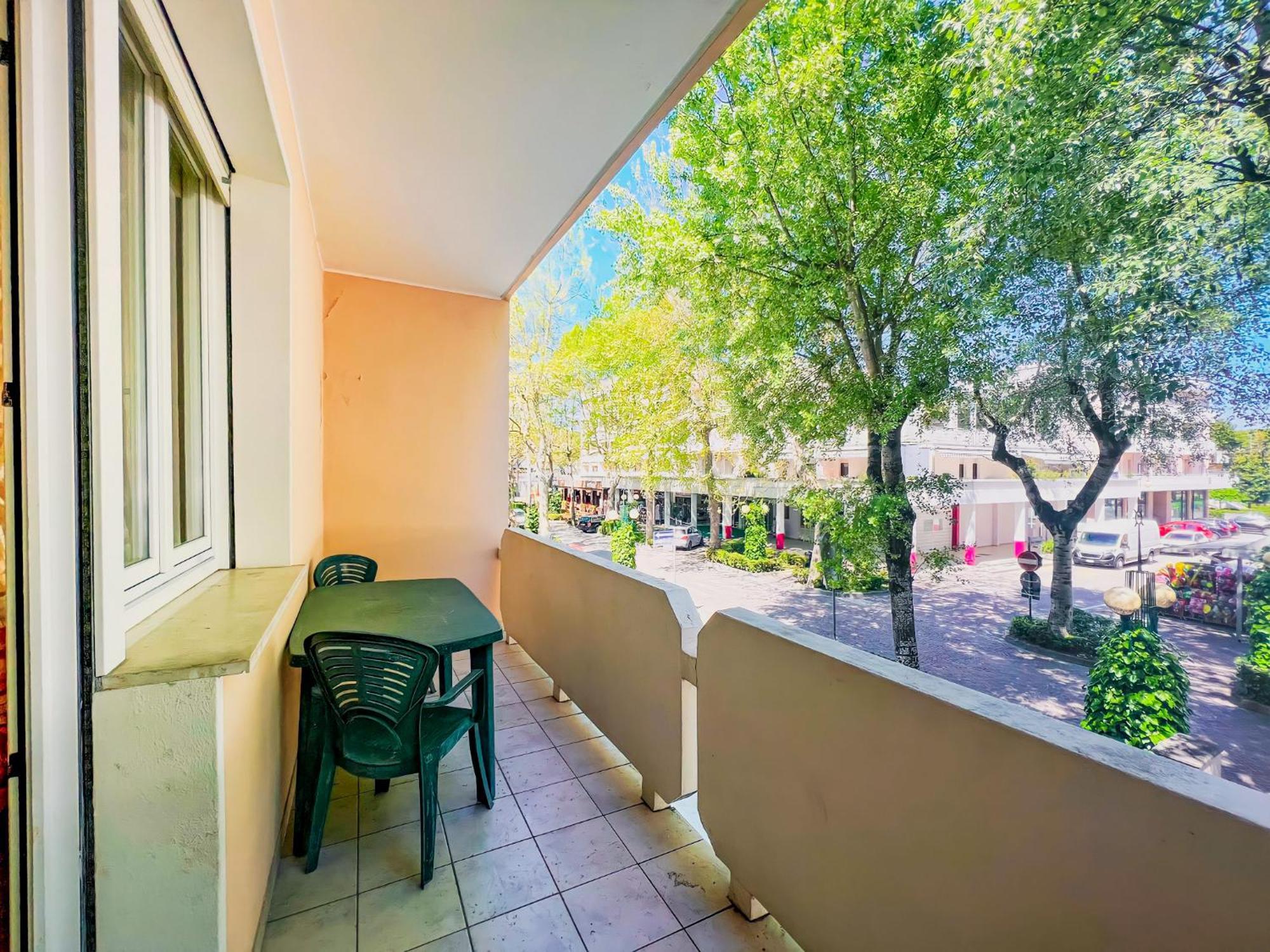 Residence Bussola Bibione Kültér fotó