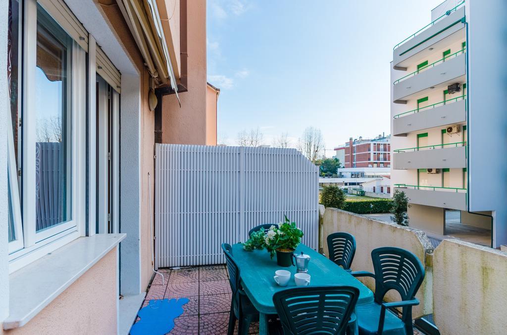 Residence Bussola Bibione Kültér fotó